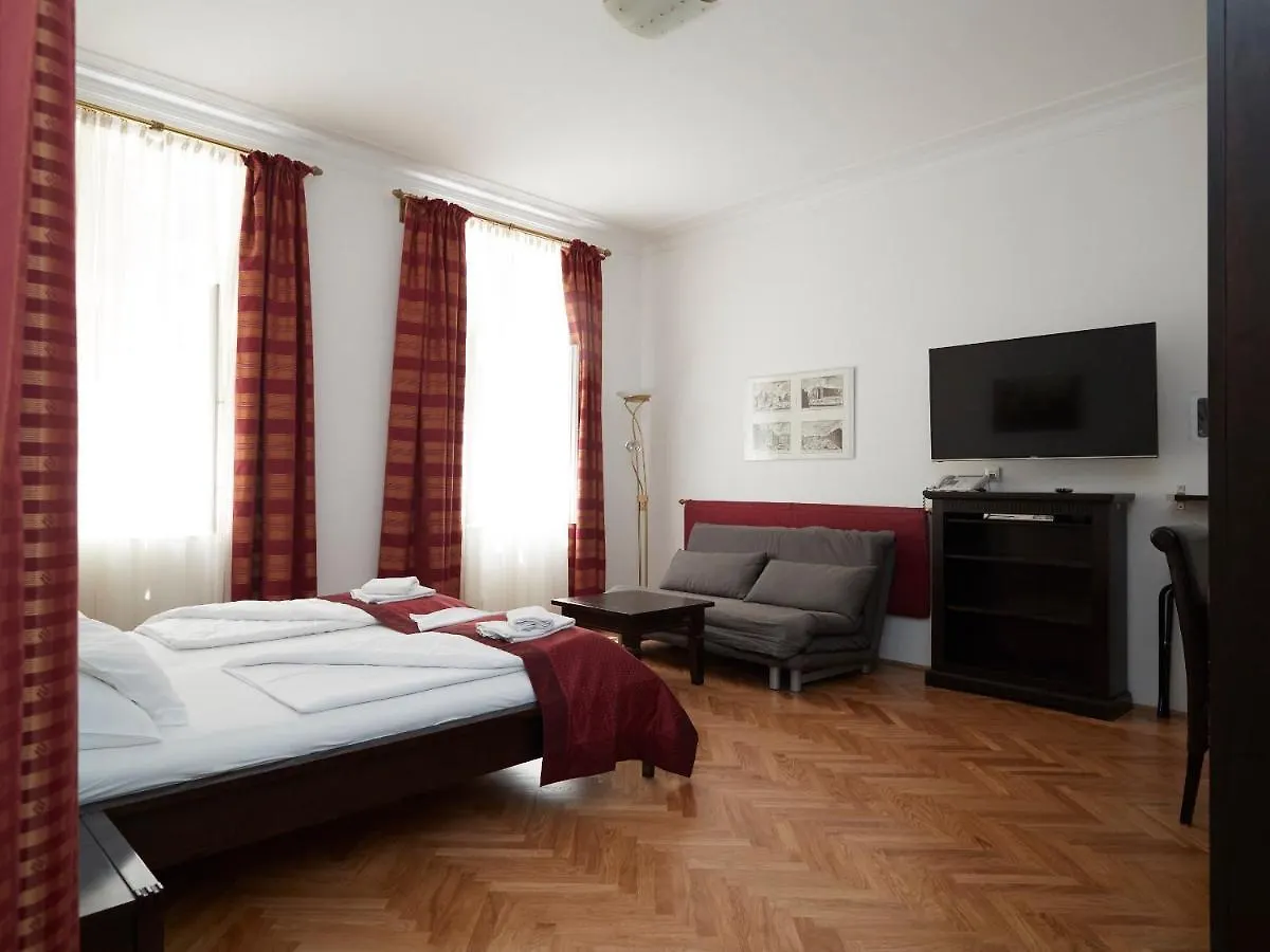 Vienna Studio Apartments Avusturya