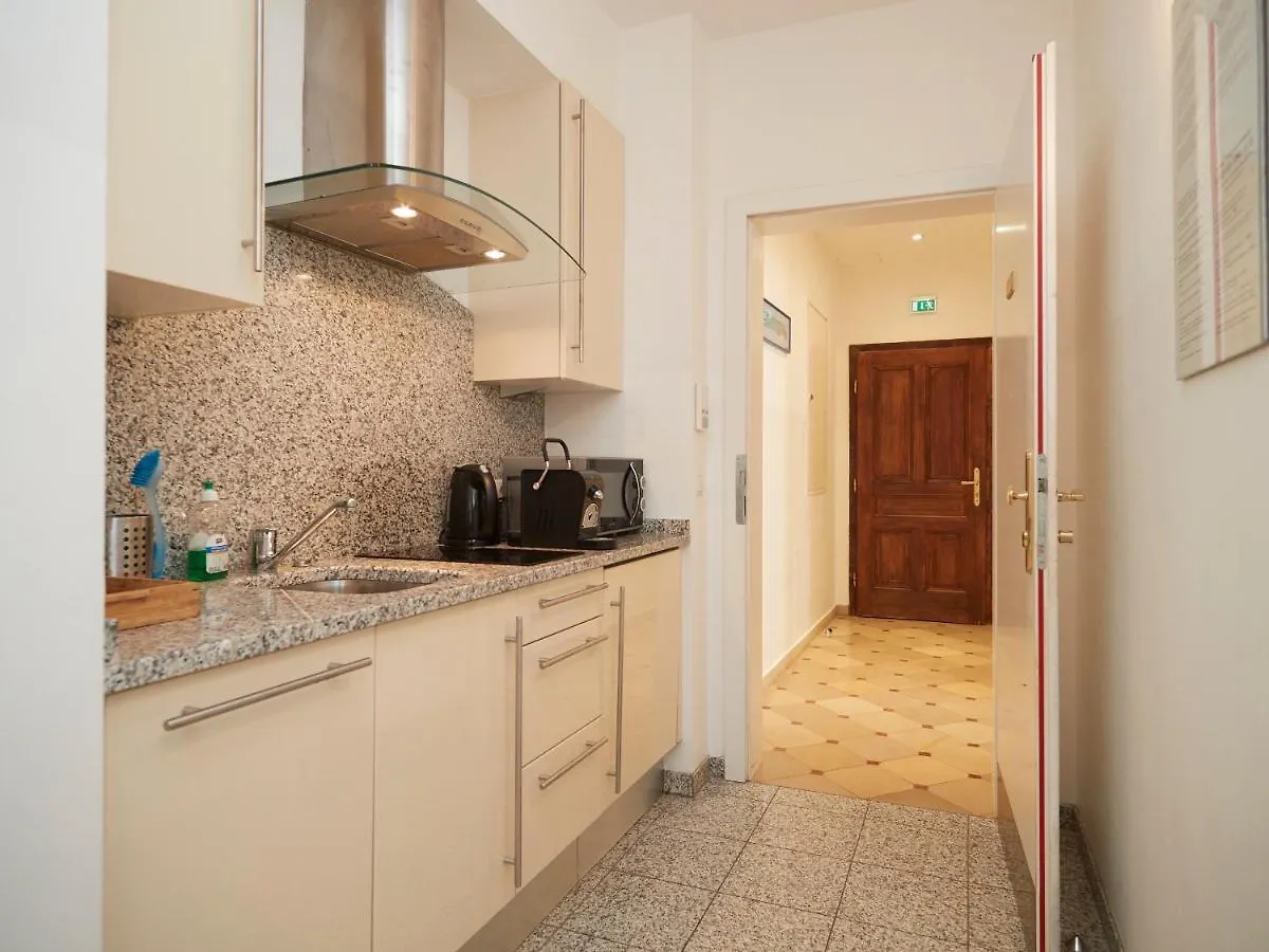 Vienna Studio Apartments Avusturya