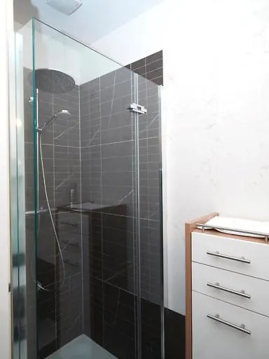 Vienna Studio Apartments 0*,